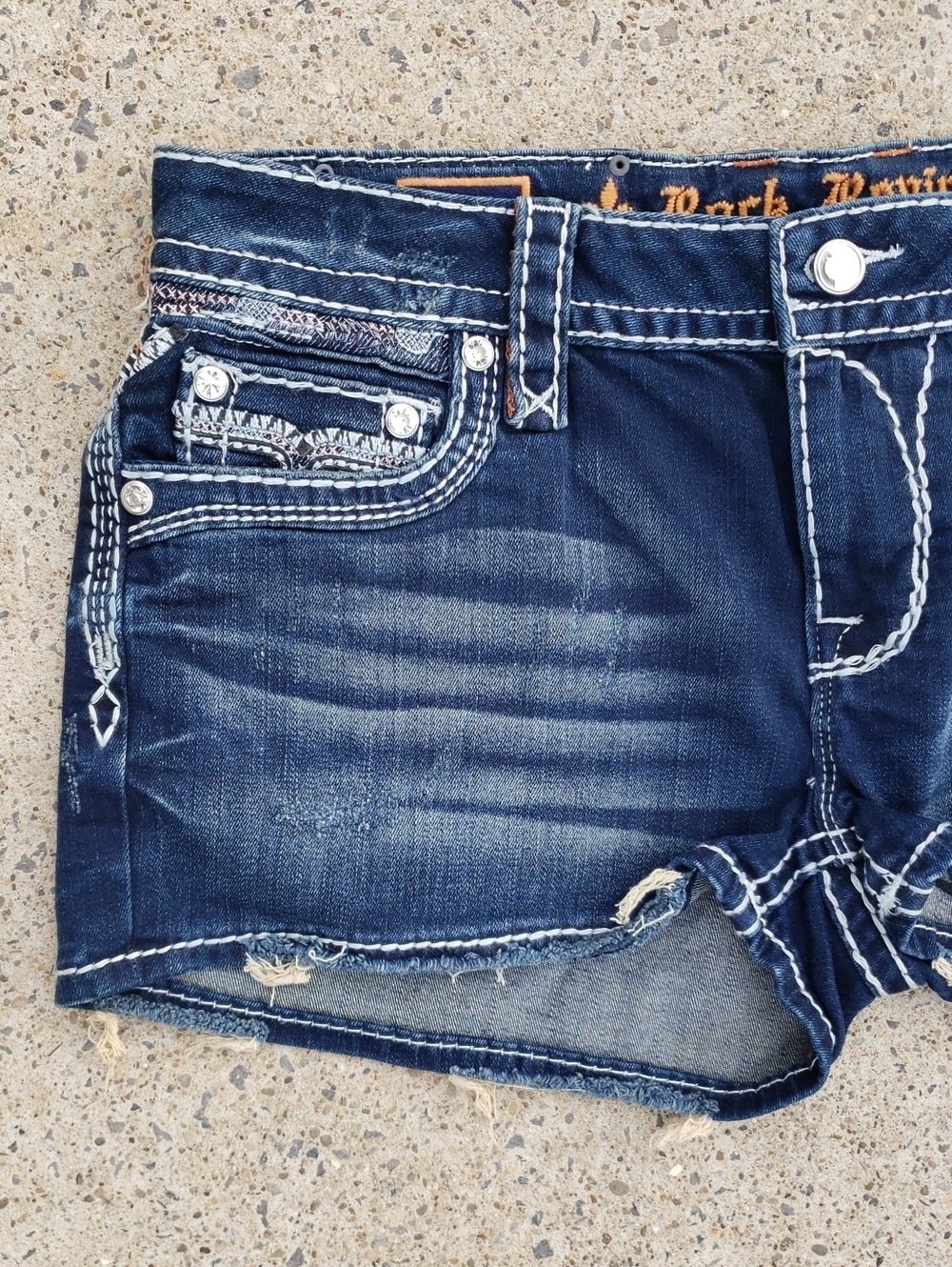 Rock Revival Jean Short Shorts Celinda Size 30 NWT - Picture 9 of 11